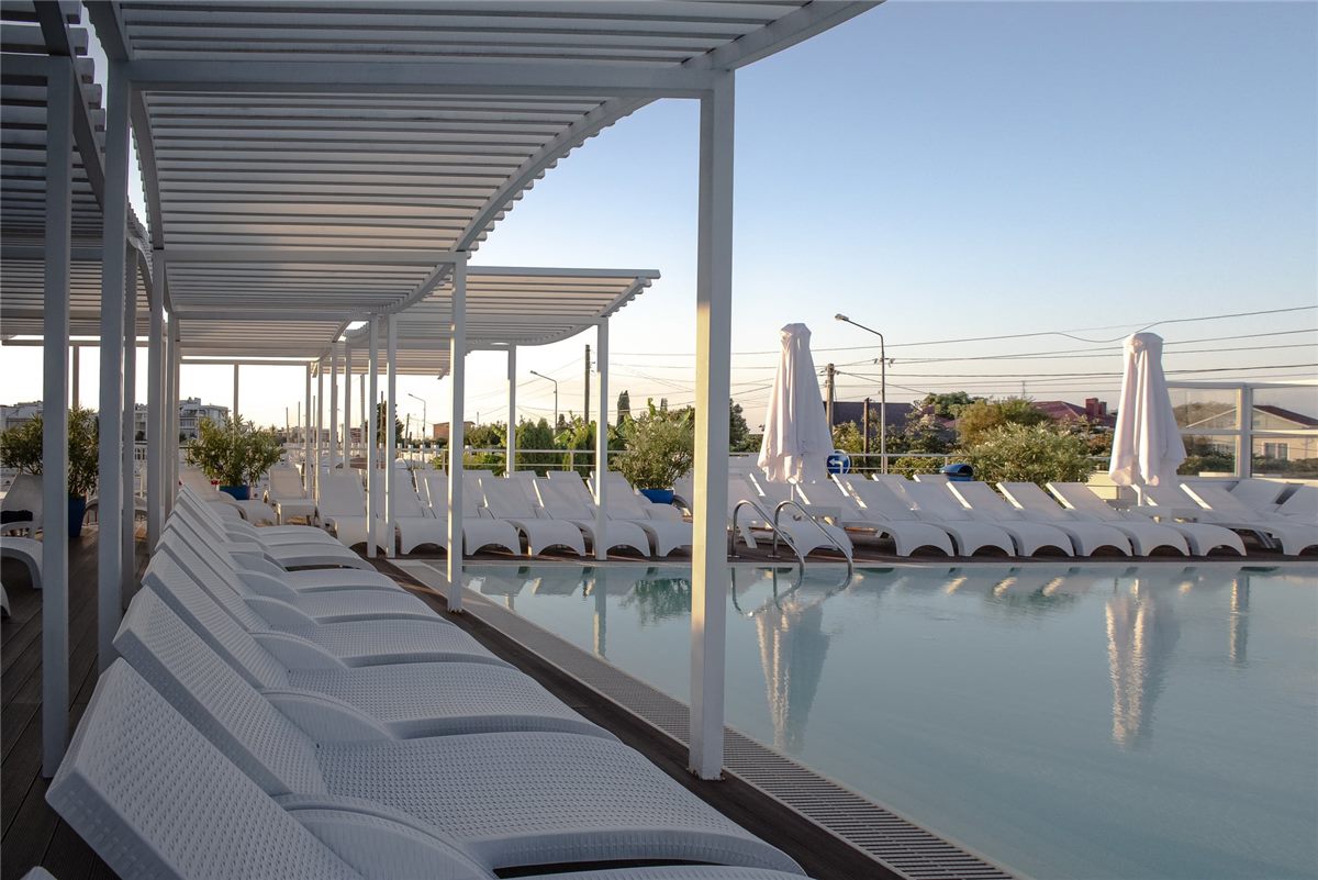 Комплекс бассейнов Breeze в Bridge Resort — фото 24