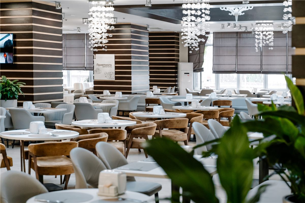 Ресторан «Бридж» — «шведский стол» в Bridge Resort