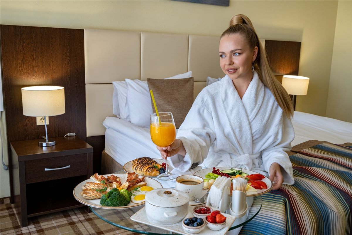 Круглосуточное обслуживание в номерах Bridge Resort
